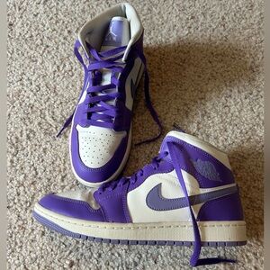 Nike Air Jordan 1 Mid